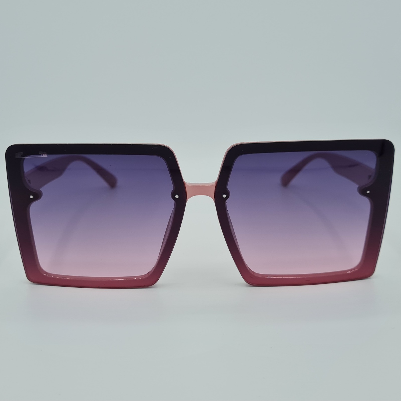 Ochelari de soare Dama Casual cu rama asimetrica roz + Toc si laveta GRATIS OSD017